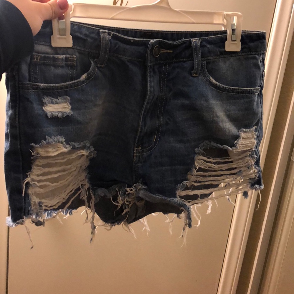 Distressed shorts